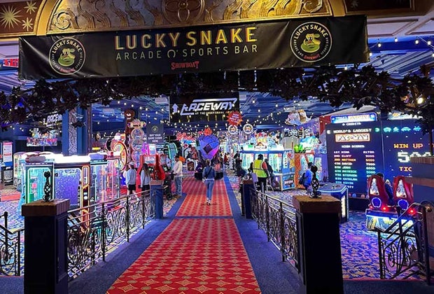 Extreme Sports and More Thrilling Activities for Kids in New Jersey: : Lucky Snake Arcade