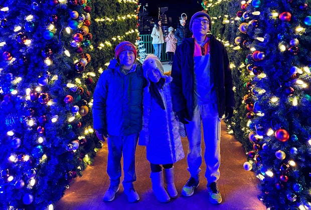 Holiday Lights Spectacular Returns to Turtleback Zoo 