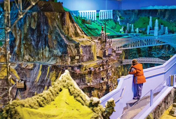 Train rides and train day trips near NYC: Northlandz