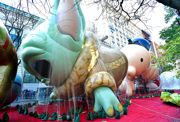 Macy's Balloon inflation