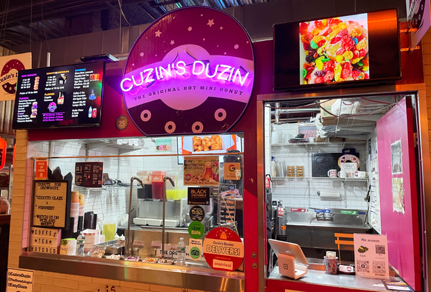 City Point Brooklyn: Cuziin's Duzin