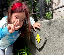 The Hi Bye Tiles have been popping up all over Gowanus making for a whimsical art scavenger hunt. 