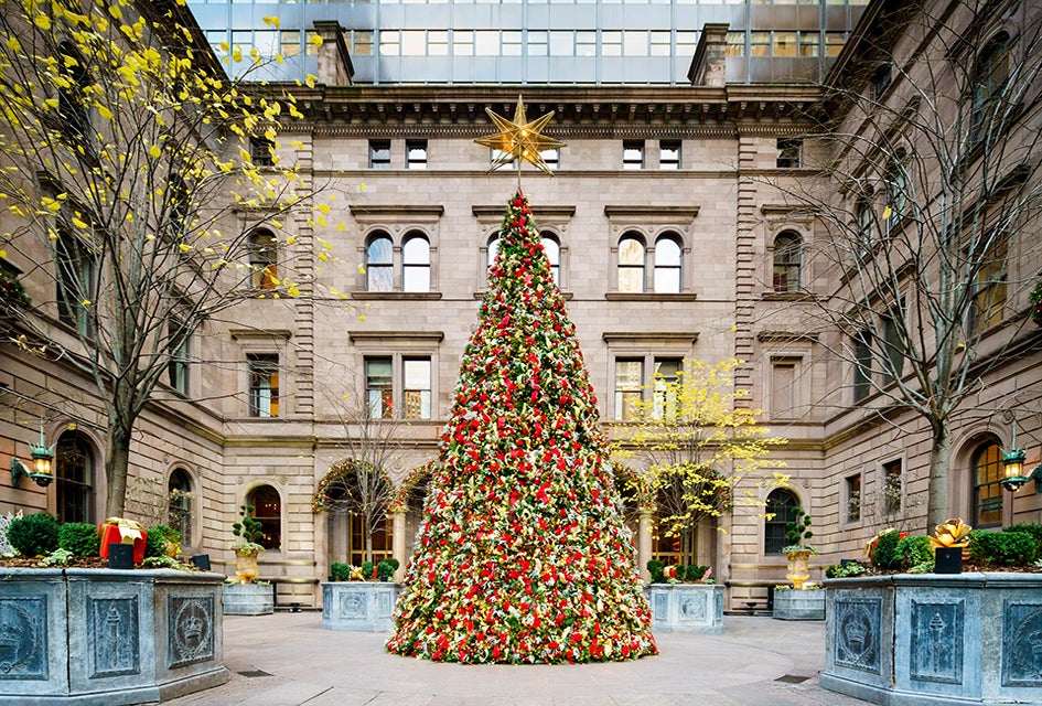 The magic of the holiday season at the Lotte New York Palace begins in its beautifully decorated courtyard.