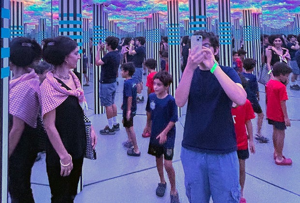 Things To Do on a Rainy Day Indoors in NYC: The Museum of Illusions