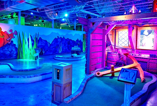 Things to do in Red Hook, Brooklyn with kids: Shipwrecked Mini Golf