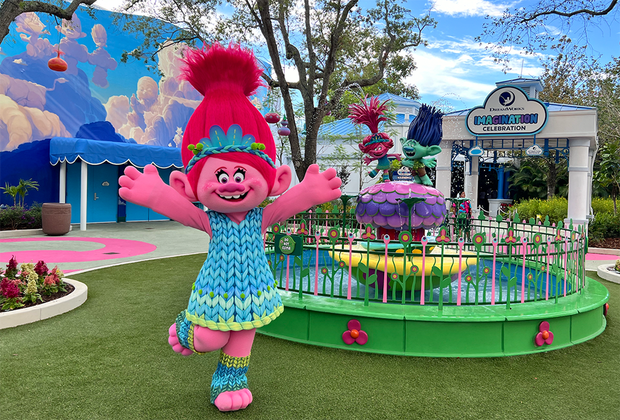 Dreamy New DreamWorks Land at Universal Orlando Resort: DreamWorks Land: Character Meets: DreamWorks Character Zone