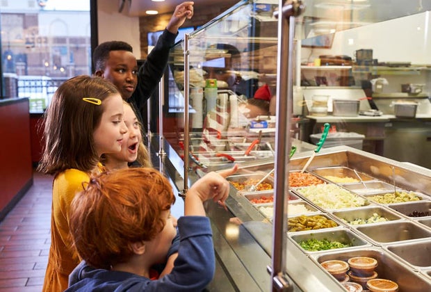 Dickey’s Barbecue Pit restaurants Where Kids Eat Free In Orlando