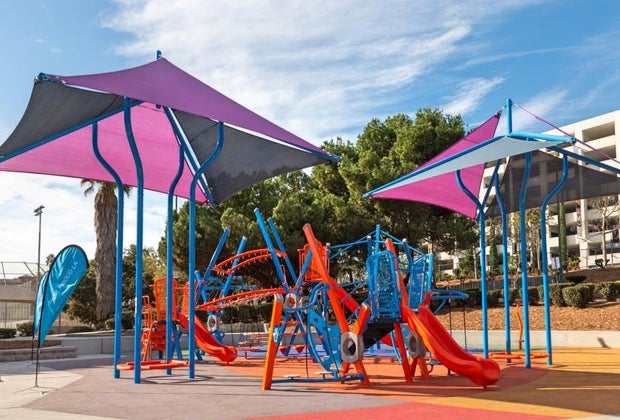 The Best Playgrounds with Shade in Los Angeles: Pan Pacific Park