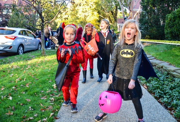 Best Places to Trick-or-Treat on Halloween in San Francisco: take advantage of closed off streets for trick-or-treating