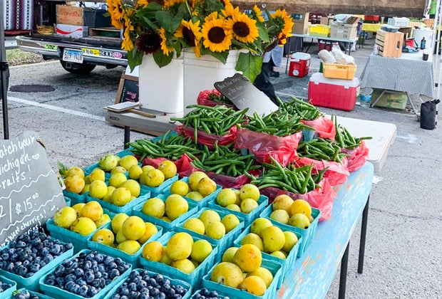 Things to do in Lincoln Square: Farmer's Market