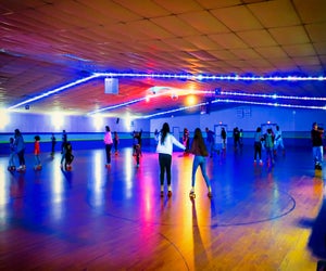 Flashing lights and a full floor make for a night of skating fun/Photo courtesy of Flickr