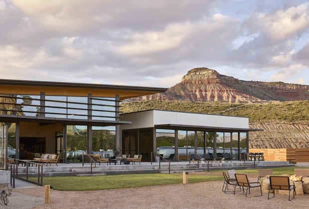 AutoCamp Zion: Check in at The Clubhouse