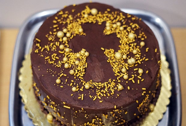 Birthday Cake Ideas for a Kids' Birthday Party: sprinkles and cookies cutters make for easy decorating