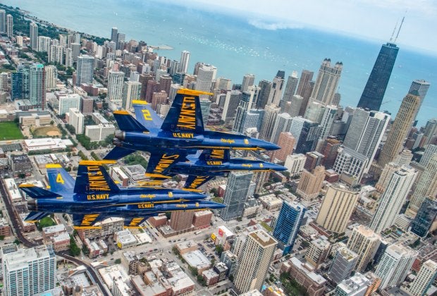 Blue Angels flying in the Air & Water Show in Chicago. Photo by Lt j.g. Chelsea Dietlin for the US Navy