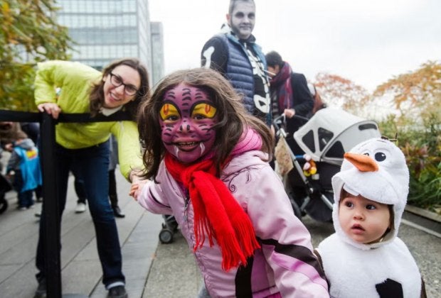 Hit The High Line in costume to celebrate all things creepy and crawly on Saturday, October 25. Photo by Liz Ligon/courtesy of The High Line