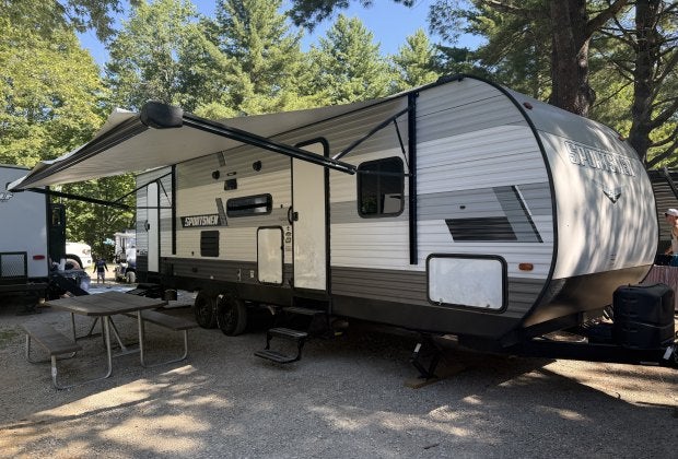 Whether an RV or a cabin, your family can have an amazing getaway at resort parks around New England!