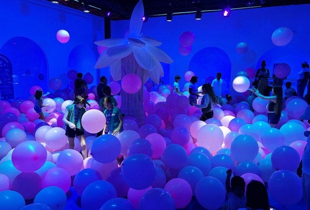 Experience the childhood joys of bubbles and balloons at the Bubble Planet Experience Atlanta. Photo by author