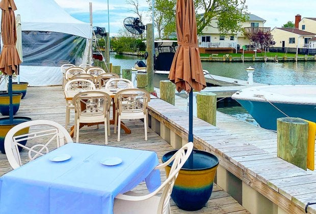 Anchor Down Dockside's specialities are seafood and steak.