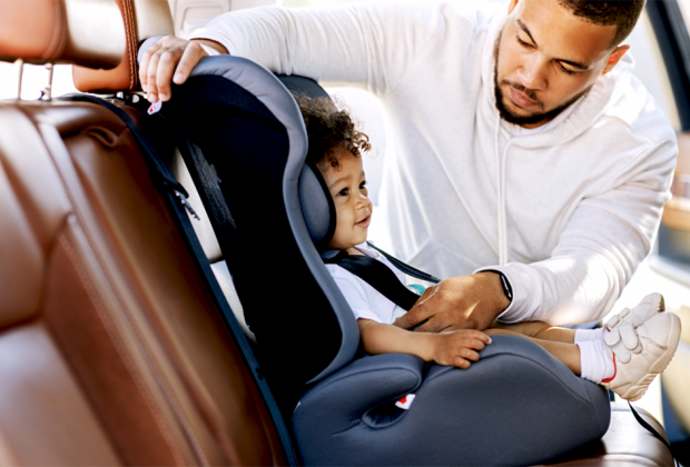 Whether you need help getting around the city or being whisked to the airport, these car services with car seats are a godsend for NYC parents. 