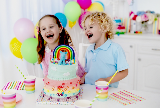 Celebrate your child's birthday with a dream birthday cake in Orlando! 