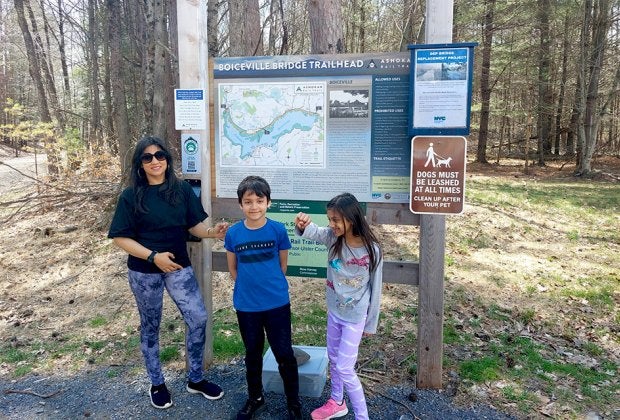 Start off a family-friendly hike at the Boiceville Bridge Trailhead.