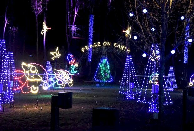 The Westchester Parks Foundation again presents the popular Winter Wonderland at Kenisco Dam Plaza.  