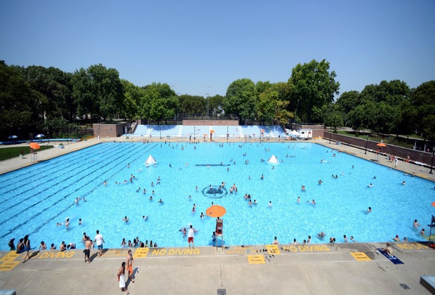 Free swimming pools in NYC: Sunset Park Pool