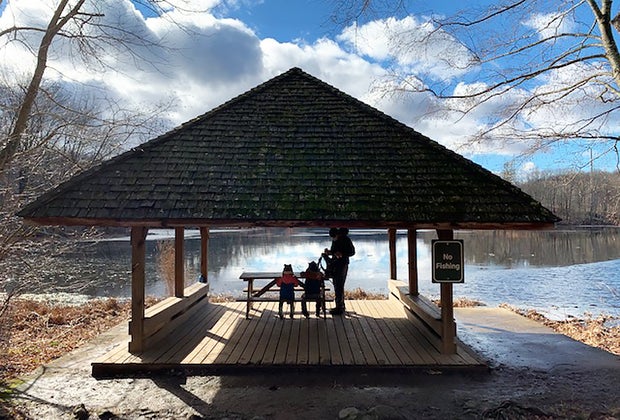 Enjoy a picnic at Teatown Lake Reservation