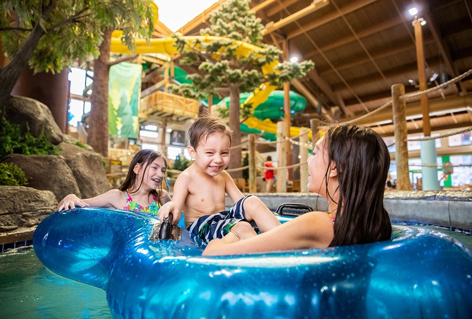 Timber Ridge Lodge in Geneva, Wisconsin features both an indoor water park and outdoor pools. 