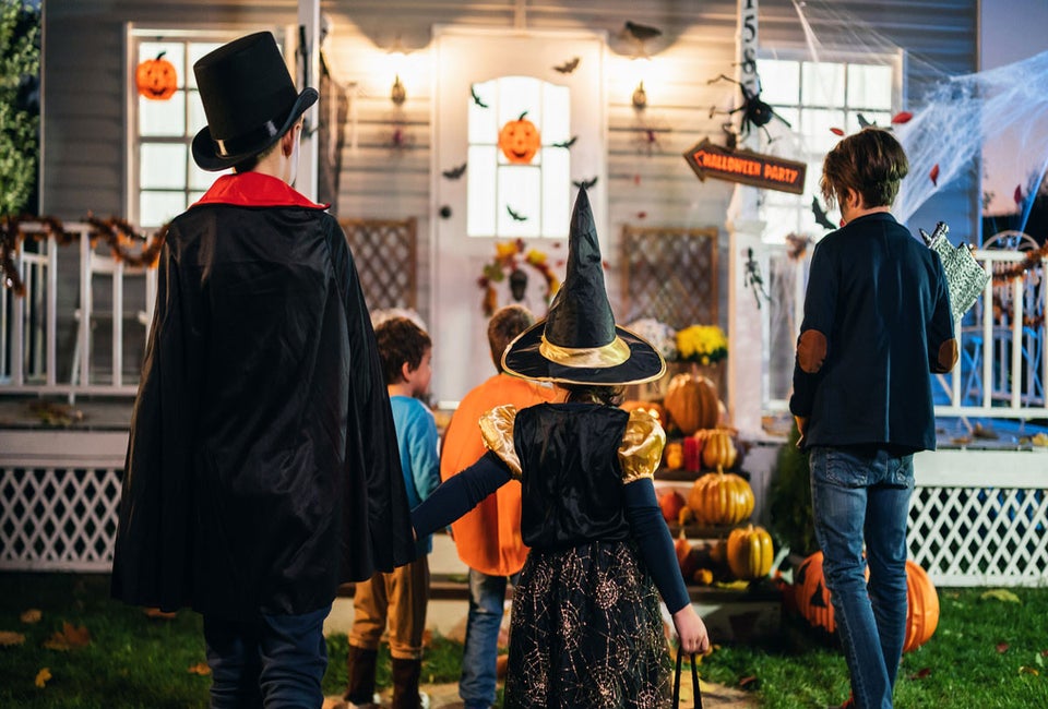 Dallas-Fort Worth has great neighborhoods to trick-or-treat on Halloween. Photo: iStock
