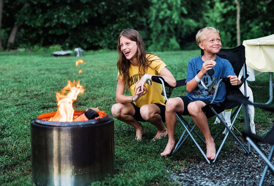 Enjoy some campfire s'mores at Yogi Bear's Jellystone Park. Photo courtesy of the campground