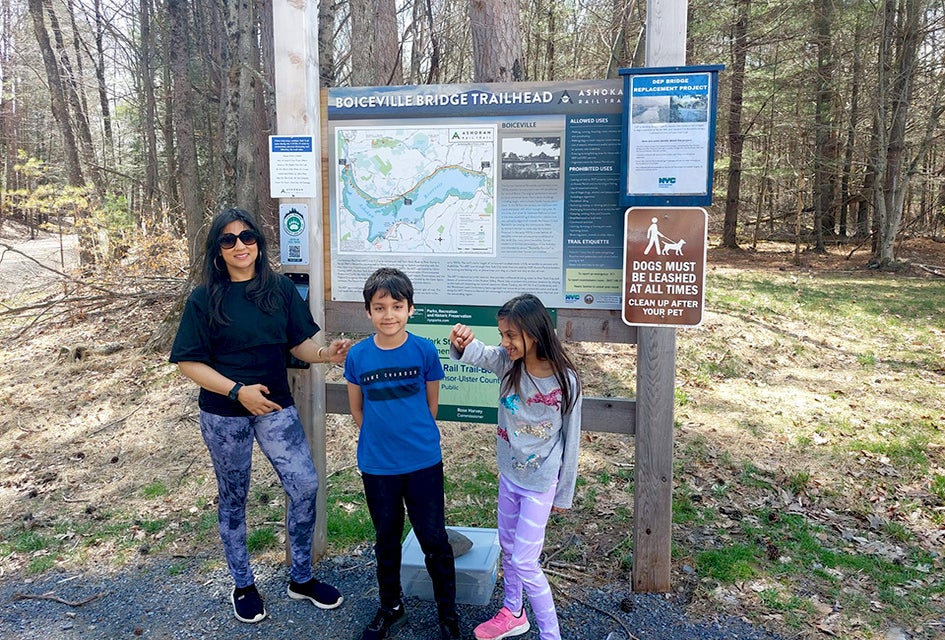 Start off a family-friendly hike at the Boiceville Bridge Trailhead. 